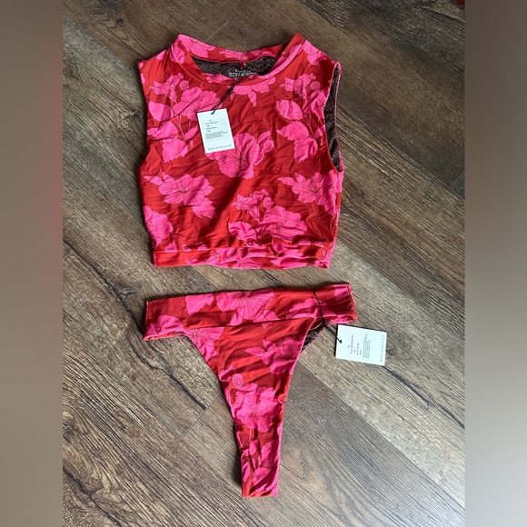 Acacia Swimwear NWT Ahunui Costa top and Mateo bottom - Picture 1 of 5